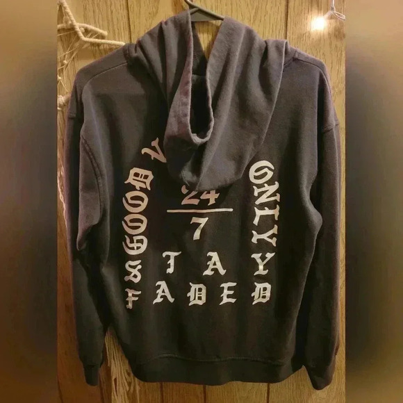 3/$15❤️Carbon Hooded Sweatshirt with Kangaroo Pocket & Words - Picture 4 of 5